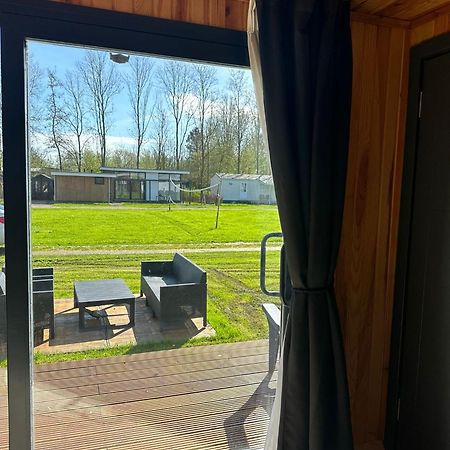 Luxe Tiny House Bij Het Leekstermeer Matsloot Extérieur photo