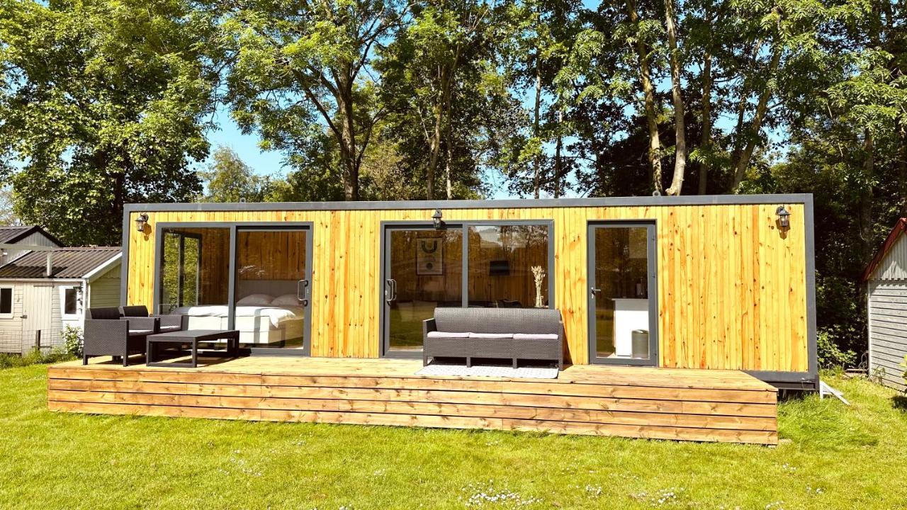 Luxe Tiny House Bij Het Leekstermeer Matsloot Extérieur photo