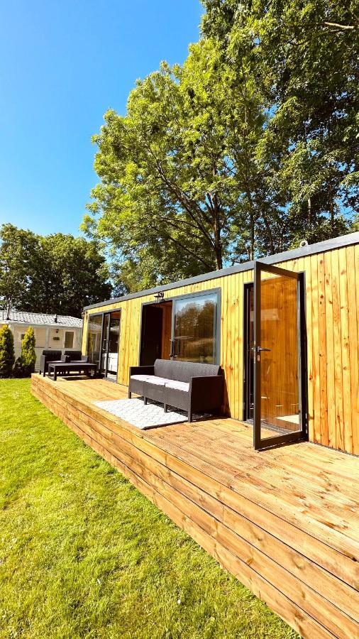 Luxe Tiny House Bij Het Leekstermeer Matsloot Extérieur photo